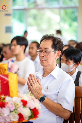 ภาพ No.171262:พิธีทอดกฐิน ณ วัดยางหัก จ.ราชบุรี ในโครงการกฐินสามัคคีทั่วไทย 30,000 วัด บูชาธรรม 80 ปี หลวงพ่อธัมมชโย โดยคณะศิษยานุศิษย์วัดพระธรรมกาย วันที่ 25 ตุลาคม พ.ศ. 2567