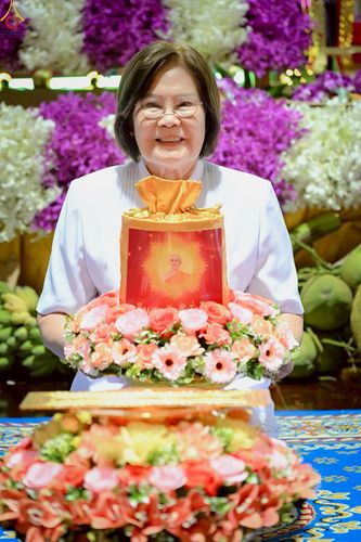 ภาพ No.258962:วันที่ 19 ตุลาคม พ.ศ. 2568 พิธีทอดกฐินสามัคคีทั่วไทย 30,000 วัด โดยคณะศิษยานุศิษย์ บูชาธรรม 81 ปี หลวงพ่อธัมมชโย ณ วัดไผ่สามตำลึง อ.บางเลน จ.นครปฐม