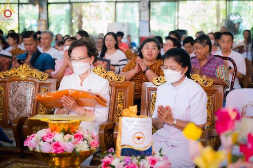 ภาพ No.93327:พิธีทอดกฐินสามัคคีทั่วไทย 5,000 วัด ณ วัดโสภณาราม จ.ปทุมธานี วันที่ 4 พฤศจิกายน พ.ศ. 2566