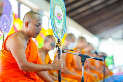 ภาพ No.259154:วันที่ 19 ตุลาคม พ.ศ. 2568 พิธีทอดกฐินสามัคคีทั่วไทย 30,000 วัด โดยคณะศิษยานุศิษย์ บูชาธรรม 81 ปี หลวงพ่อธัมมชโย ณ วัดบางบัวงาม ตำบลบ้านม่วง อำเภอบ้านโป่ง จังหวัดราชบุรี