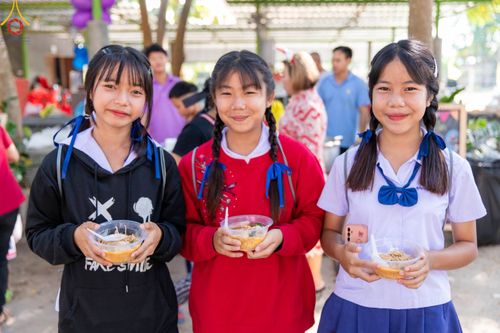 ภาพ No.104829:วันรวมพลังเด็กดี V-star ผู้นำฟื้นฟูศีลธรรมโลก เชียงใหม่ ลำพูน ลำปาง วันที่ 9 ธันวาคม พ.ศ. 2566 ณ ศูนย์ปฏิบัติธรรมดอยหล่อ อ.ดอยหล่อ จ.เชียงใหม่