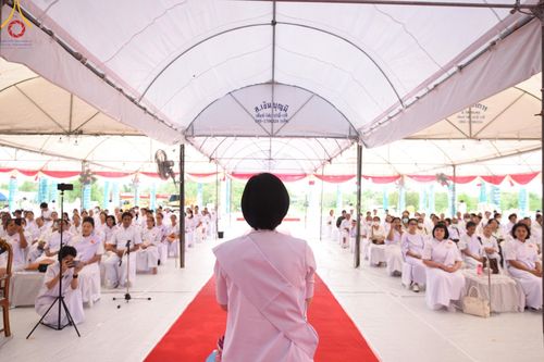 ภาพ No.158074:พิธีทอดผ้าป่า ติดตั้งแผ่นสิริฉะทะนะรัสมี(หลังคา) อาคาร 80 ปี หลวงพ่อธัมมชโย วันอาทิตย์ที่ 22 กันยายน พ.ศ. 2567 ณ ศูนย์ปฏิบัติธรรมวิหารแดง อ.วิหารแดง จ.สระบุรี