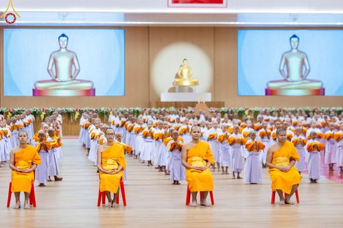 ภาพ No.215734:วันเสาร์ที่ 5 เมษายน พ.ศ. 2568 พิธีขอบรรพชา พิธีขอสรณคมน์และศีล  พิธีขอนิสสัย พิธีถวายบาตร ในโครงการบรรพชาสามเณรฟื้นฟูพระพุทธศาสนาทั่วไทย , โครงการหน่อแก้วเปรียญธรรม รุ่นที่ 13 ,  โครงการสามเณรยุวธรรมทายาท รุ่นที่ 33 , โครงการสามเณรมัชฌิมธรรมทายาท รุ่นที