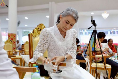 ภาพ No.253948:วันที่ 12 ตุลาคม พ.ศ. 2568 พิธีทอดกฐินสามัคคีทั่วไทย 30,000 วัด โดยคณะศิษยานุศิษย์ บูชาธรรม 81 ปี หลวงพ่อธัมมชโย ณ วัดเนินบุญญาราม(ต้นมะม่วง) อ.ศรีราชา จ.ชลบุรี