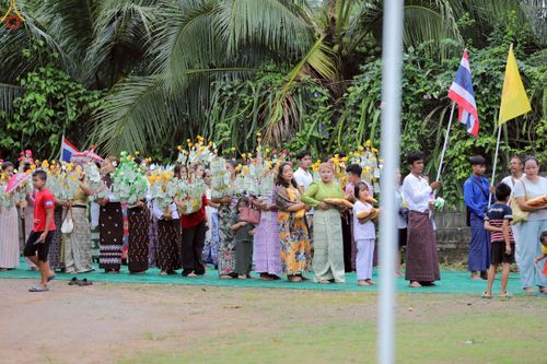 ภาพ No.255934:วันที่ 15 ตุลาคม พ.ศ. 2568 พิธีทอดกฐินสามัคคีทั่วไทย 30,000 วัด โดยคณะศิษยานุศิษย์ บูชาธรรม 81 ปี หลวงพ่อธัมมชโย ณ ศูนย์ปฏิบัติธรรมชุมพร ต.ดอนยาง อ.ปะทิว จ.ชุมพร