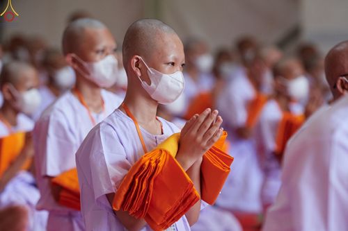 ภาพ No.67965:พิธีบรรพชาสามเณรธรรมทายาท ณ บรมพุทโธ ประเทศอินโดนีเซีย วันที่ 17 ธันวาคม พ.ศ. 2565