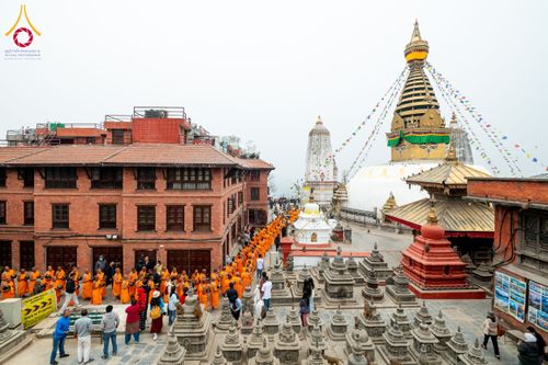 ภาพ No.132499:สามเณรเนปาล บิณฑบาต ย่านทาเมล เมืองกาฐมาณฑุ และเมืองปาฏัน ในโครงการบรรพชา 1,250 รูป ประเทศเนปาล วันที่ 20 มีนาคม พ.ศ. 2567