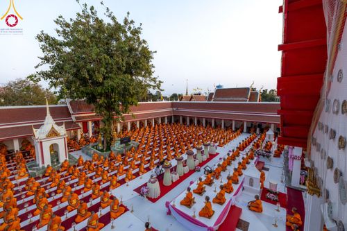 ภาพ No.111975:พิธีจุดประทีปถวายเป็นพุทธบูชา และบูชาธรรมมหาปูชนียาจารย์ พระมงคลเทพมุนี(สด จนฺทสโร) ในโครงการธรรมยาตรา กตัญญูบูชา มหาปูชนียาจารย์ พระมงคลเทพมุนี(สด จนฺทสโร) พระผู้ปราบมาร อนุสรณ์สถาน 7 แห่ง ปีที่ 12 วันที่ 14 มกราคม พ.ศ. 2567 ณ วัดสองพี่น้อง อ.สองพี่น้อง