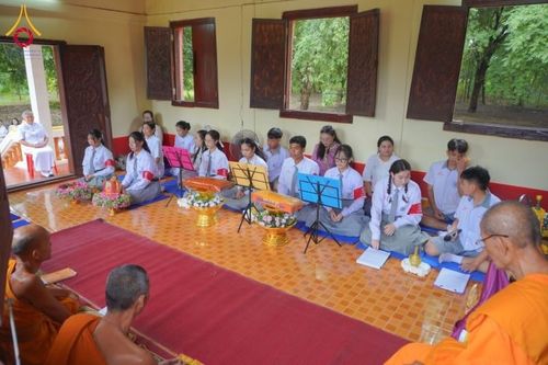 ภาพ No.176729:พิธีทอดกฐิน ณ วัดแหลมรวกอินทรนิมิตร ต.ธงชัยเหนือ อ.ปักธงชัย จ.นครราชสีมา ในโครงการกฐินสามัคคีทั่วไทย 30,000 วัด บูชาธรรม 80 ปี หลวงพ่อธัมมชโย โดยคณะศิษยานุศิษย์วัดพระธรรมกาย วันที่ 27 ตุลาคม พ.ศ.2567 กฐินสัมฤทธิ์เด็กดี V-Star โรงเรียนตะวันชัย จ.นครราชสีม