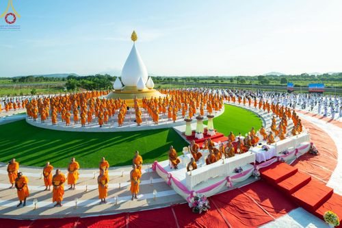 ภาพ No.211591:วันอาทิตย์ที่ 16 มีนาคม พ.ศ. 2568 พิธีอัญเชิญพระบรมสารีริกธาตุ ประดิษฐาน ณ ปทุมเจดีย์ ศูนย์อบรมเยาวชนปัตตานี