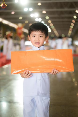 ภาพ No.177931:พิธีทอดผ้าป่าต้นสมบัติจักรพรรดิ ในวันอาทิตย์ที่ 1 ธันวาคม พ.ศ. 2567 ณ สภาธรรมกายสากล วัดพระธรรมกาย