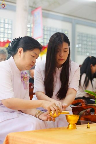 ภาพ No.270987:วันที่ 12 ตุลาคม พ.ศ. 2568 พิธีทอดกฐินสามัคคีทั่วไทย ณ วัดเขายี่สาร อ.อัมพวา จ.สมุทรสงคราม โดยคณะศิษยานุศิษย์ บูชาธรรม 81 ปี หลวงพ่อธัมมชโย