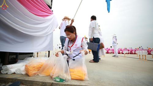 ภาพ No.119349:V.18 ทันทีม การเตรียมงาน เก็บงาน การรับบุญของเจ้าหน้าที่หน่วยงานต่างๆ เพื่อโครงการธรรมยาตรา กตัญญูบูชามหาปูชนียาจารย์ พระมงคลเทพมุนี (สด จนฺทสโร) พระผู้ปราบมาร อนุสรณ์สถาน 7 แห่ง ปีที่ 12 ระหว่างวันที่ 2 - 31 มกราคม พ.ศ.2567