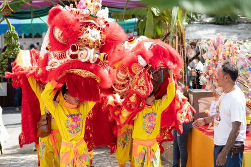 ภาพ No.94495:พิธีทอดกฐินสามัคคีทั่วไทย 5,000 วัด ณ วัดโบสถ์อินทรสารเพชร แขวงคูหาสวรรค์ เขตภาษีเจริญ กรุงเทพมหานคร วันที่ 12 พฤศจิกายน พ.ศ. 2566
