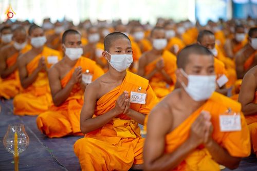 ภาพ No.76518:คณะสงฆ์และสามเณรบังกลาเทศ ปฎิบัติธรรมและจุดโคมประทีปถวายเป็นพุทธบูชา วันที่ 17 กุมภาพันธ์ พ.ศ. 2566