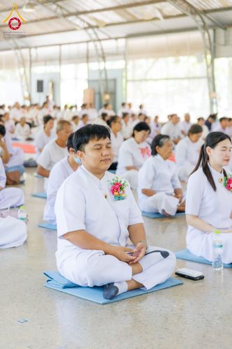 ภาพ No.183524:พิธีทอดกฐิน ณ ศูนย์อบรมเยาวชนอุตรดิตถ์ ในโครงการทอดกฐินสามัคคีทั่วไทย 30,000 วัด บูชาธรรม 80 ปี หลวงพ่อธัมมชโย โดยคณะศิษยานุศิษย์วัดพระธรรมกาย วันที่ 27 ตุลาคม พ.ศ. 2567