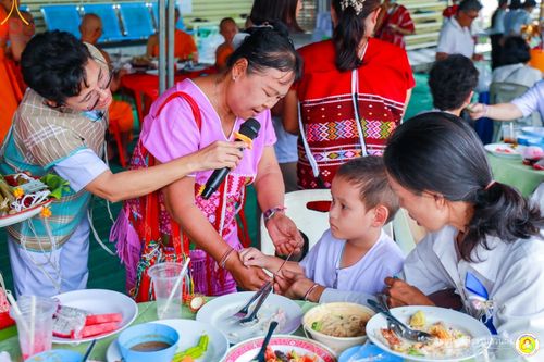 ภาพ No.86742:พิธีทอดผ้าป่าสมทบทุนสร้างอาคารปฏิบัติธรรม  วันอาทิตย์ที่ 26 สิงหาคม พ.ศ. 2566  ณ ศูนย์ปฏิบัติธรรมสวนผึ้ง จ.ราชบุรี