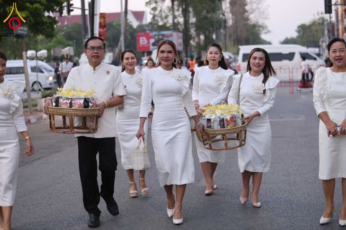 ภาพ No.312682:วันอาทิตย์ที่ 8 มีนาคม พ.ศ.2569 ทำบุญเมืองนครราชสีมา 558 ปี ตักบาตรพระ 10,000 รูป (ภาพชุดที่ 2)