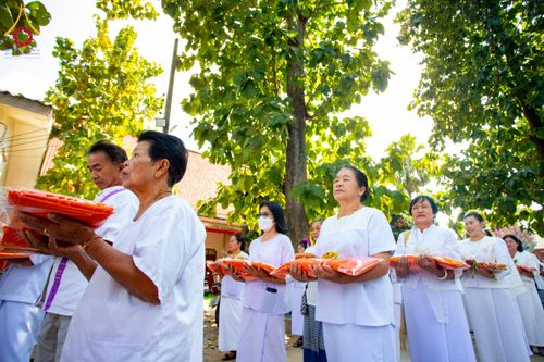 ภาพ No.173360:พิธีทอดกฐิน วัดทาป่าสัก จ.ลำพูน ในโครงการกฐินสามัคคีทั่วไทย 30,000 วัด บูชาธรรม 80 ปี หลวงพ่อธัมมชโย โดยคณะศิษยานุศิษย์วัดพระธรรมกาย วันที่ 3 พฤศจิกายน พ.ศ. 2567