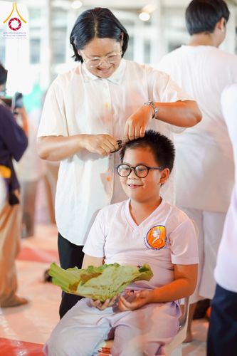 ภาพ No.214245:วันอาทิตย์ที่ 30 มีนาคม พ.ศ. 2568  พิธีปลงผมสามเณรฟื้นฟูทั่วไทย ณ มหารัตนวิหารคด คอร์ 22 วัดพระธรรมกาย จ.ปทุมธานี