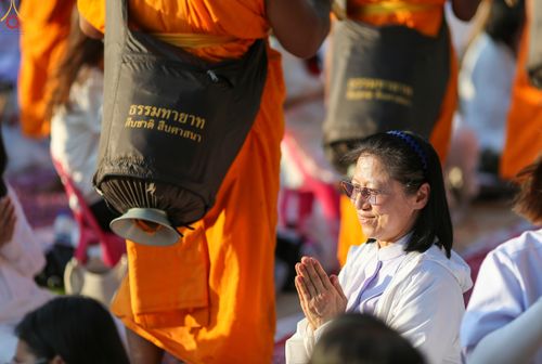 ภาพ No.289652:วันที่ 7 มกราคม พ.ศ. 2569 พิธีต้อนรับพระธรรมยาตรา ณ อนุสรณ์สถานลำดับที่ 2 สถานที่ตั้งมโนปณิธานบวชตลอดชีวิต อนุสรณ์สถานคลองบางนางแท่น อ.สามพราน จ.นครปฐม ในโครงการธรรมยาตรา กตัญญูบูชา มหาปูชนียาจารย์ พระมงคลเทพมุนี(สด จนฺทสโร) พระผู้ปราบมาร อนุสรณ์สถาน 7 แ