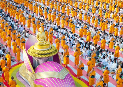 ภาพ No.292422:วันที่ 11 มกราคม พ.ศ. 2569 พิธีตักบาตรพระธรรมยาตรา ณ อนุสรณ์สถานคลองบางนางแท่น อ.สามพราน จ.นครปฐม ในโครงการธรรมยาตรา กตัญญูบูชา มหาปูชนียาจารย์ พระมงคลเทพมุนี(สด จนฺทสโร) พระผู้ปราบมาร อนุสรณ์สถาน 7 แห่ง ปีที่ 14