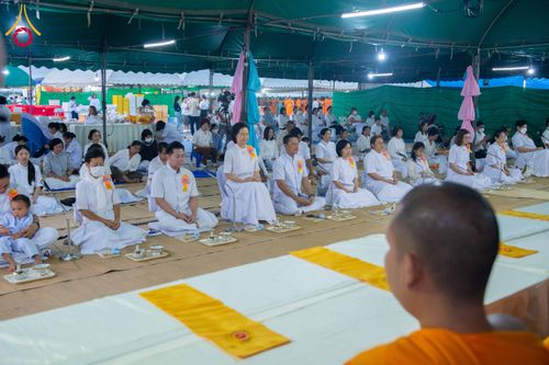 ภาพ No.300217:วันที่ 22 มกราคม พ.ศ. 2569 พิธีถวายภัตตาหารเป็นสังฆทาน แด่พระธรรมยาตรา ณ อนุสรณ์สถานบางปลา วัดบางปลา อำเภอบางเลน จังหวัดนครปฐม ในโครงการธรรมยาตรา กตัญญูบูชา มหาปูชนียาจารย์ พระมงคลเทพมุนี(สด จนฺทสโร) พระผู้ปราบมาร อนุสรณ์สถาน 7 แห่ง ปีที่ 14