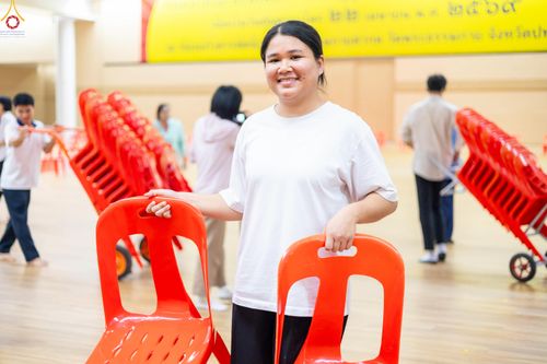 ภาพ No.322780:วันที่ 15-18 เมษายน พ.ศ.2569 การเเตรียมโต๊ะฉัน , เตรียมจุดพักค้าง , เรียงเก้าอี้ , เรียงกล่องไทยธรรม  เพื่องานถวายมหาสังฆทาน 40,000 กว่าวัดทั่วประเทศ วันคุ้มครองโลก 22 เมษายน พ.ศ.2569 วัดพระธรรมกาย