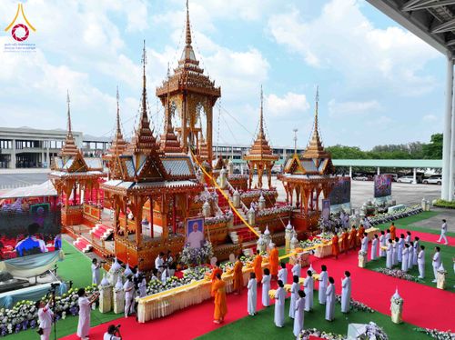 ภาพ No.316542:วันอาทิตย์ที่ 29 มีนาคม พ.ศ. 2569 พิธีทอดผ้าบังสุกุลและพิธีชำระร่าง โยมพ่อณรงค์ จินตมากุล  สิริอายุ 99 ปี 11 เดือน โยมบิดา พระครูปลัดรัตนวีรวัฒน์ (รังสฤษดิ์ อิทฺธิจินตโก) ที่ปรึกษาเจ้าคณะจังหวัดปทุมธานี เจ้าอาวาสวัดพระธรรมกาย  ณ ฌาปนสถานชั่วคราว ทางเข้า 