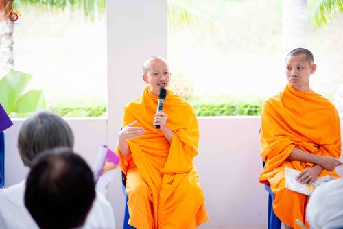 ภาพ No.344469:วันที่ 21-23 สิงหาคม พ.ศ. 2569 สัมมนารวมใจผู้นำบุญ บูชาธรรม 82 ปี หลวงพ่อธัมมชโย รุ่นที่ 1 กฐินสามัคคีทั่วไทย 30,000 วัด โครงการอุปสมบทบูชาธรรมมหาปูชนียาจารย์ 3,000 รูป  ณ ศูนย์ปฏิบัติธรรมเวิล์ดพีช วัลเล่ย์ จ.นครราชสีมา
