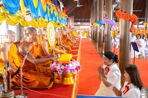 ภาพ No.291512:วันที่ 9 มกราคม พ.ศ. 2569  พิธีทอดผ้าป่าทำนุบำรุงศาสนสถาน  ณ วัดสรรเพรช อ.สามพราน จ.นครปฐม  ในโครงการธรรมยาตรา กตัญญูบูชา มหาปูชนียาจารย์  พระมงคลเทพมุนี(สด จนฺทสโร) พระผู้ปราบมาร  อนุสรณ์สถาน 7 แห่ง ปีที่ 14