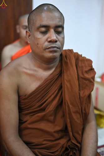 ภาพ No.278912:วันที่ 4 พฤศจิกายน 2568 กฐินสมทบวัดต่างประเทศ โดยคณะศิษยานุศิษย์ บูชาธรรม 81 ปี หลวงพ่อธัมมชโย ณ วัดพุทธบังคลาเทศ พุทธคยา ประเทศอินเดีย