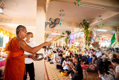 ภาพ No.283111:วันอาทิตย์ที่ 2 พฤศจิกายน​ พ.ศ.2568 พิธีทอดกฐินสามัคคีทั่วไทย 30,000 วัด  โดยคณะศิษยานุศิษย์ บูชาธรรม 81 ปี  หลวงพ่อธัมมชโย ณ วัดมหาโพธิ จ.ลพบุรี