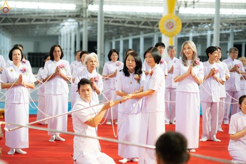 ภาพ No.286404:วันอาทิตย์ที่ 13 กรกฎาคม พ.ศ.2568 พิธีปฎิบัติธรรม และพิธีจุดเทียนใจ ไฟนิรันดร์ อนันตชัย ณ สภาธรรมกายสากล วัดพระธรรมกาย