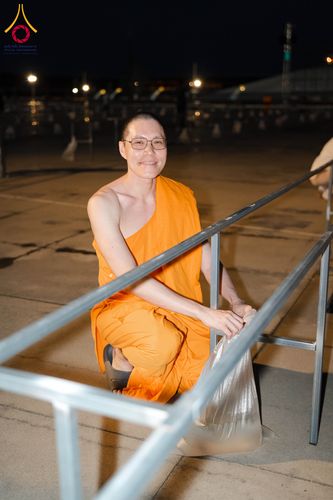 ภาพ No.326471:วันที่ 26 -27 เมษาบน พ.ศ.2569 การเก็บงานแผ่นหน้าโต๊ะที่ลานธรรม งานถวายมหาสังฆทาน 40,000 กว่าวัดทั่วประเทศ ณ ลานธรรม วัดพระธรรมกาย