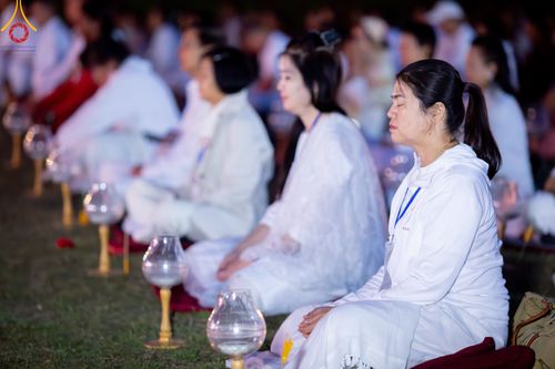 ภาพ No.314284:วันอังคารที่ 17 มีนาคม พ.ศ. 2569 พิธีจุดประทีปเป็นพุทธบูชา ณ วิหารมายาเทวี ลุมพินี ประเทศเนปาล