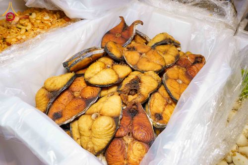 ภาพ No.303173:วันที่ 26 มกราคม พ.ศ. 2569 พิธีถวายภัตตาหารเป็นสังฆทาน แด่พระธรรมยาตรา ณ วัดพระธรรมกาย  จังหวัดปทุมธานี ในโครงการธรรมยาตรา กตัญญูบูชา มหาปูชนียาจารย์ พระมงคลเทพมุนี(สด จนฺทสโร) พระผู้ปราบมาร อนุสรณ์สถาน 7 แห่ง ปีที่ 14