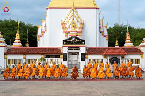 ภาพ No.341411:วันอาทิตย์ที่ 26 กรกฎาคม พ.ศ. 2569 ​โครงการอุปสมบทหมู่บูชาธรรมมหาปูชนียาจารย์ รุ่นที่ ๑ วัดกลางธนรินทร์ ต.บ้านแป้ง อ.พรหมบุรี จ.สิงห์บุรี