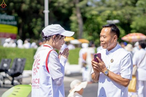 ภาพ No.296027:ภาพเบื้องหลังอาสาสมัครรวมใจ ชุดที่ 1 ในโครงการธรรมยาตรา กตัญญูบูชา มหาปูชนียาจารย์ พระมงคลเทพมุนี(สด จนฺทสโร) พระผู้ปราบมาร อนุสรณ์สถาน 7 แห่ง ปีที่ 14
