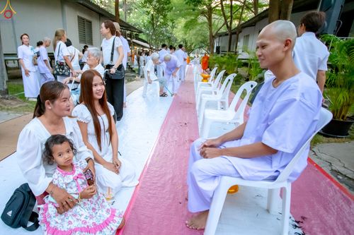 ภาพ No.319847:วันอาทิตย์ที่ 5 เมษายน พ.ศ.2569 พิธีตัดปอยผม และปลงผมนาคธรรมทายาท โครงการบรรพชาและอุปสมบทหมู่ รุ่นบูชาธรรม 82 ปี หลวงพ่อธัมมชโย