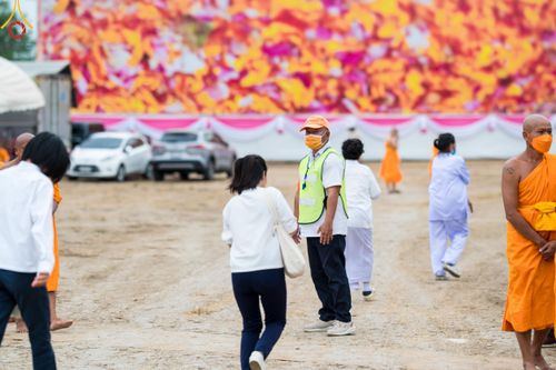 ภาพ No.119816:V.19 แกล้วกล้า การเตรียมงาน เก็บงาน การรับบุญของเจ้าหน้าที่หน่วยงานต่างๆ เพื่อโครงการธรรมยาตรา กตัญญูบูชามหาปูชนียาจารย์ พระมงคลเทพมุนี (สด จนฺทสโร) พระผู้ปราบมาร อนุสรณ์สถาน 7 แห่ง ปีที่ 12 ระหว่างวันที่ 2 - 31 มกราคม พ.ศ.2567