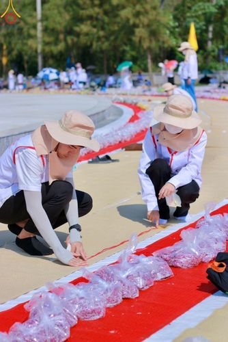 ภาพ No.108792:V.6 บุญเข้า การเตรียมงาน เก็บงาน การรับบุญของเจ้าหน้าที่หน่วยงานต่างๆ เพื่อโครงการธรรมยาตรา กตัญญูบูชามหาปูชนียาจารย์ พระมงคลเทพมุนี (สด จนฺทสโร) พระผู้ปราบมาร อนุสรณ์สถาน 7 แห่ง ปีที่ 12 ระหว่างวันที่ 2 - 31 มกราคม พ.ศ.2567