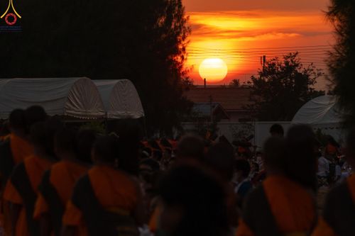 ภาพ No.198274:พิธีต้อนรับพระธรรมยาตรา ณ อนุสรณ์สถานลำดับที่ 5 สถานที่เผยแผ่วิชชาธรรมกายครั้งแรก อนุสรณ์สถานบางปลา วัดบางปลา อำเภอบางเลน จังหวัดนครปฐม ในโครงการธรรมยาตรา กตัญญูบูชา มหาปูชนียาจารย์ พระมงคลเทพมุนี(สด จนฺทสโร) พระผู้ปราบมาร ปีที่ 13 วัน 19 มกราคม พ.ศ.2568