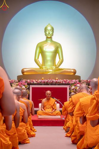 ภาพ No.141472:พิธีบรรพชาอุปสมบท โครงการอุปสมบทหมู่รุ่นผู้บริหาร รุ่นที่ 14 โครงการอุปสมบทหมู่ธรรมทายาท ระดับอุดมศึกษา รุ่นที่ 51 ภาคฤดูฝน ณ โบสถ์พระไตรปิฎก วัดพระธรรมกาย ในวันเสาร์ที่ 15 มิถุนายน พ.ศ. 2567