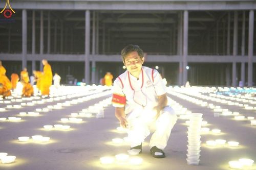 ภาพ No.58365:V.41 เทหมดใจ  ลุยต่อไป ร้อยซาวปี การเตรียมงาน การปฏิบัติงาน และการเก็บงาน ของเจ้าหน้าที่หน่วยงานต่างๆ เพื่อพิธีฉลองอายุวัฒนมงคล 80 ปี หลวงพ่อธัมมชโย และรับถวายมหาสังฆทาน 10,000 กว่าวัดทั่วประเทศ ในวันคุ้มครองโลก จันทร์ที่ 22 เมษายน พ.ศ. 2567