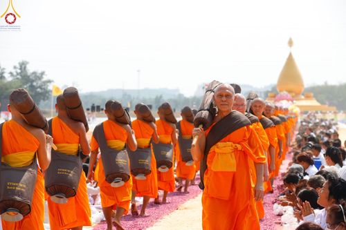 ภาพ No.129142:พระธรรมยาตราเดินธรรมยาตรา ณ ชุมชนรอบศูนย์ปฏิบัติธรรมภาคใต้ อ.บางกล่ำ จ.สงขลา วันที่ 10 มีนาคม พ.ศ. 2567