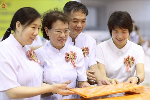 ภาพ No.244066:วันอาทิตย์ที่ 7 กันยายน พ.ศ. 2568 พิธีทอดผ้าป่าสมทบกฐินวัดพระธรรมกาย และสมทบกฐิน 30,000 วัดทั่วไทย ครั้งที่ 2 ณ ห้องแก้วสารพัดนึก 1 วัดพระธรรมกาย