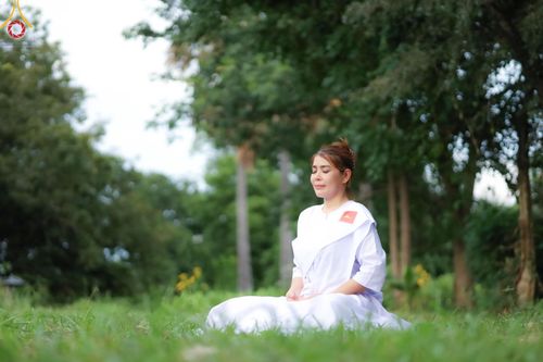 ภาพ No.158412:โครงการอบรมอุบาสก อุบาสิกาแก้ว  ตัวแทนทอดกฐิน 30,000 วัด ทั่วไทย บูชาธรรม 80 ปี หลวงพ่อธัมมชโย ระหว่างวันที่ 20-22 กันยายน พ.ศ. 2567 ณ จังหวัดบุรีรัมย์ รุ่นที่ 3