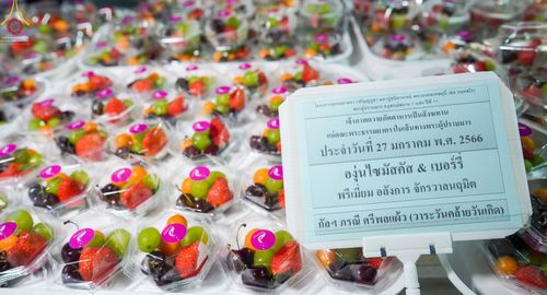 ภาพ No.74546:พิธีถวายภัตตาหารเป็นสังฆทาน แด่คณะพระธรรมยาตราฯ ในโครงการธรรมยาตรากตัญญูบูชา มหาปูชนียาจารย์ พระมงคลเทพมุนี(สด จนฺทสโร) พระผู้ปราบมาร อนุสรณ์สถาน 7 แห่ง ปีที่ 11 วันที่ 27 มกราคม พ.ศ. 2566