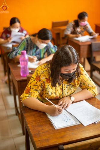 ภาพ No.65028:โครงการตอบปัญหาธรรมะทางก้าวหน้า IMEC (International Morals and Ethics Contest) ครั้งที่ 40 ในวันที่ 19  20 พฤศจิกายน พ.ศ. 2565 ณ สนามสอบโรงเรียน Sekolah Bodhi Dharma เขตบาตัม ประเทศอินโดนีเซีย